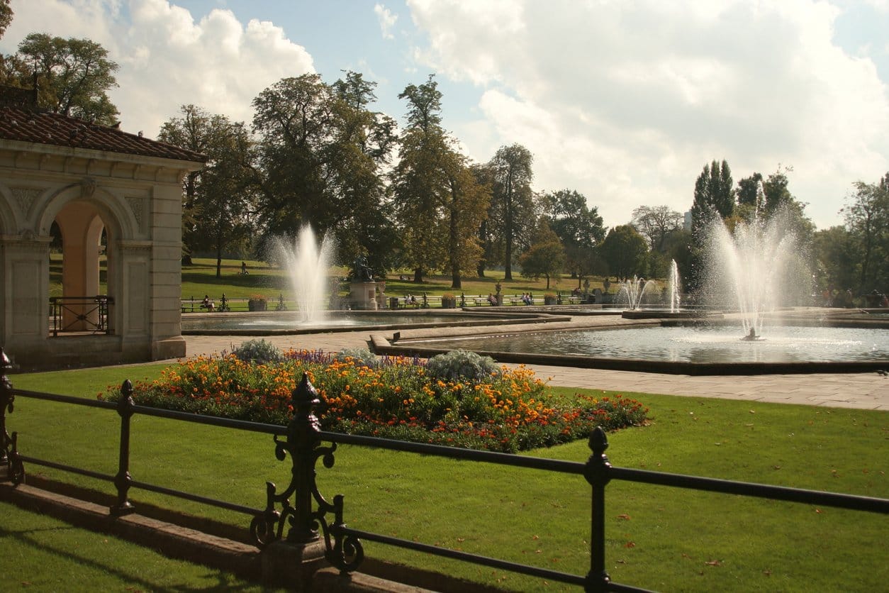 3 Days in London Water fountains at Hyde Park