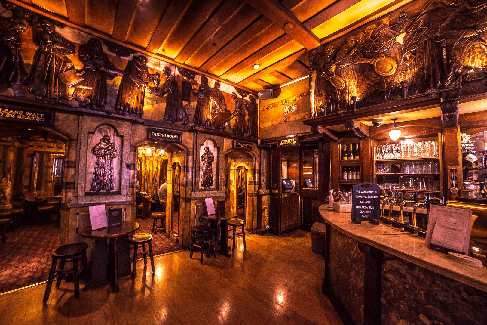 Historic pubs of London Blackfriars Pub in London 1602