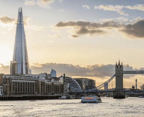 Best autumn walks in London South Bank by Tower Bridge
