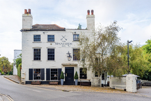 Best historic pub in London The Spaniards Inn in Hampstead